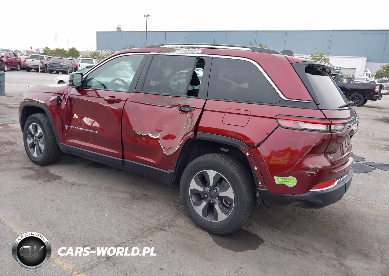 2022 Jeep Grand Cherokee 4Xe Limited 4X4 VIN:1C4RJYB69N8760084 - 3