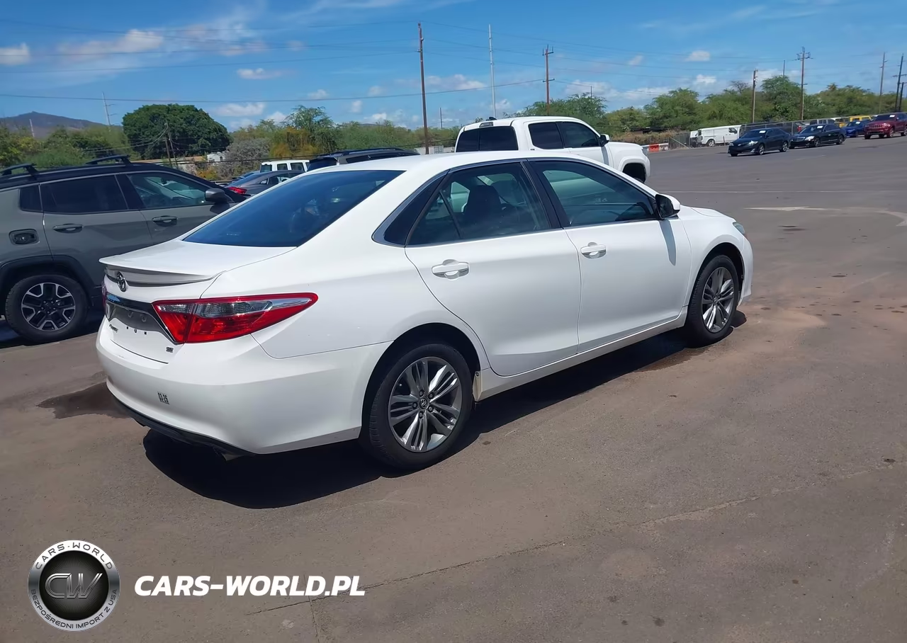 2015 Toyota Camry Se VIN:4T1BF1FK4FU104428 - 4