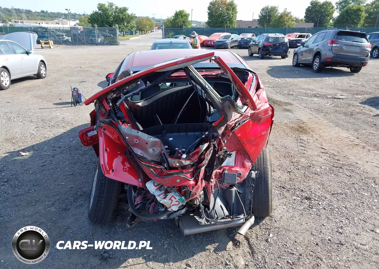 2018 Toyota Prius Four VIN:JTDKARFU9J3063585 - 16