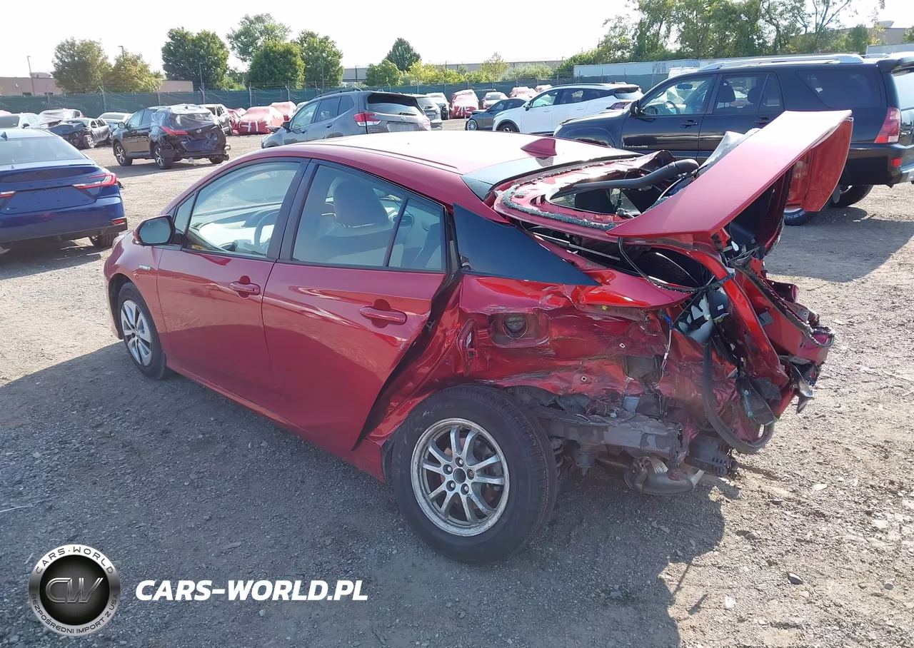 2018 Toyota Prius Four VIN:JTDKARFU9J3063585 - 3