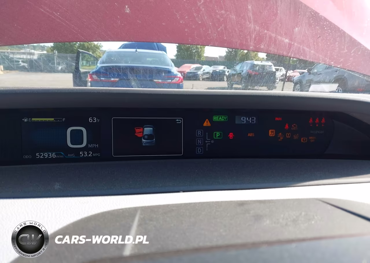2018 Toyota Prius Four VIN:JTDKARFU9J3063585 - 7
