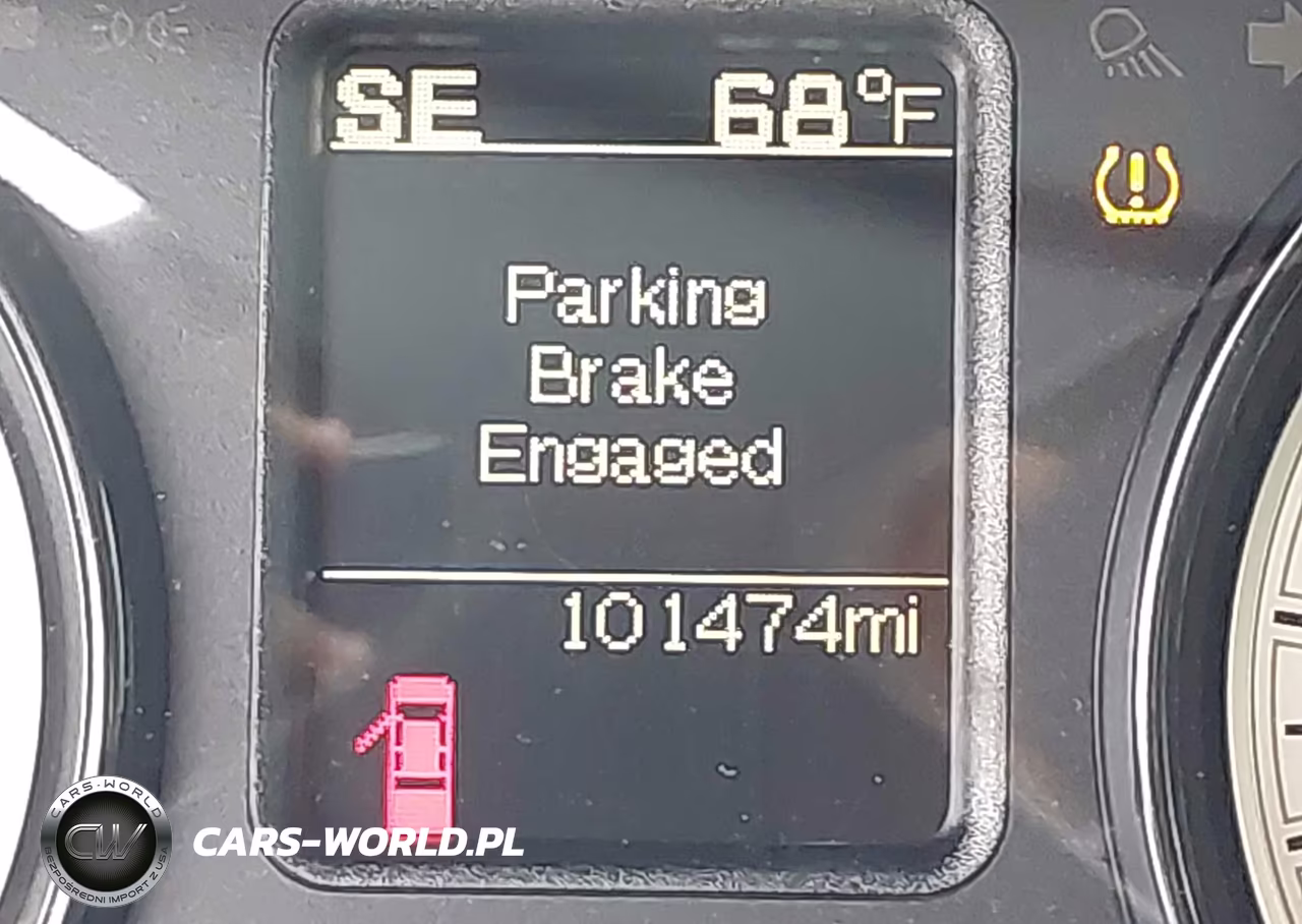 2019 Ram 1500 Classic Express 4X2 5'7 Box VIN:1C6RR6KT4KS619884 - 16