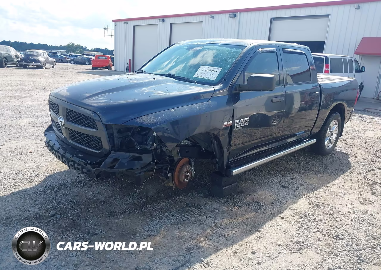 2019 Ram 1500 Classic Express 4X2 5'7 Box VIN:1C6RR6KT4KS619884 - 2