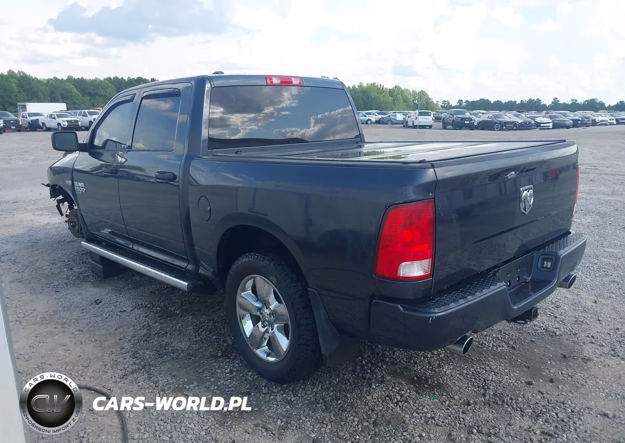 2019 Ram 1500 Classic Express 4X2 5'7 Box VIN:1C6RR6KT4KS619884 - 3