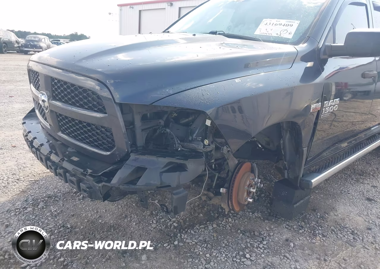 2019 Ram 1500 Classic Express 4X2 5'7 Box VIN:1C6RR6KT4KS619884 - 6