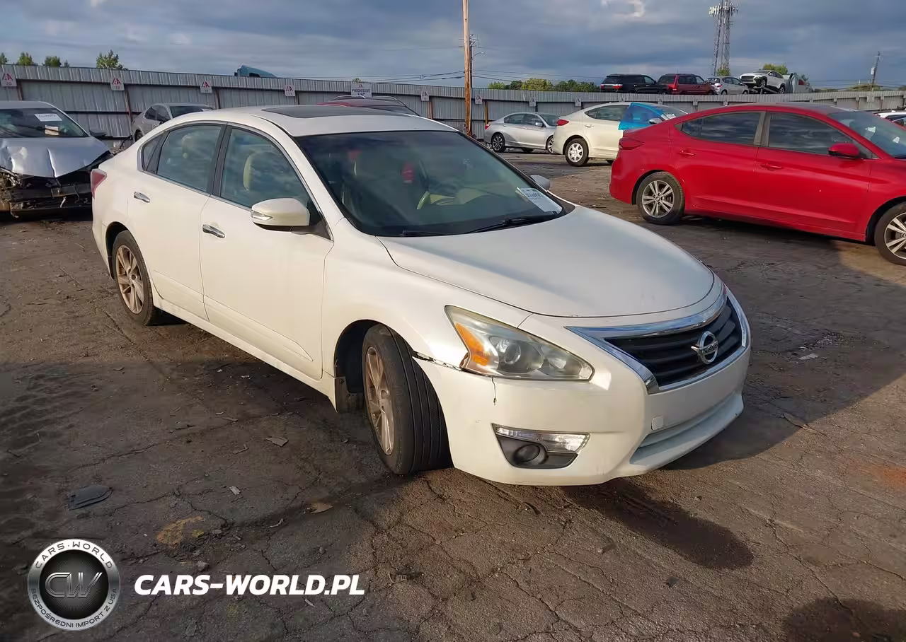 2014 Nissan Altima 2.5-S-Sv-Sl
