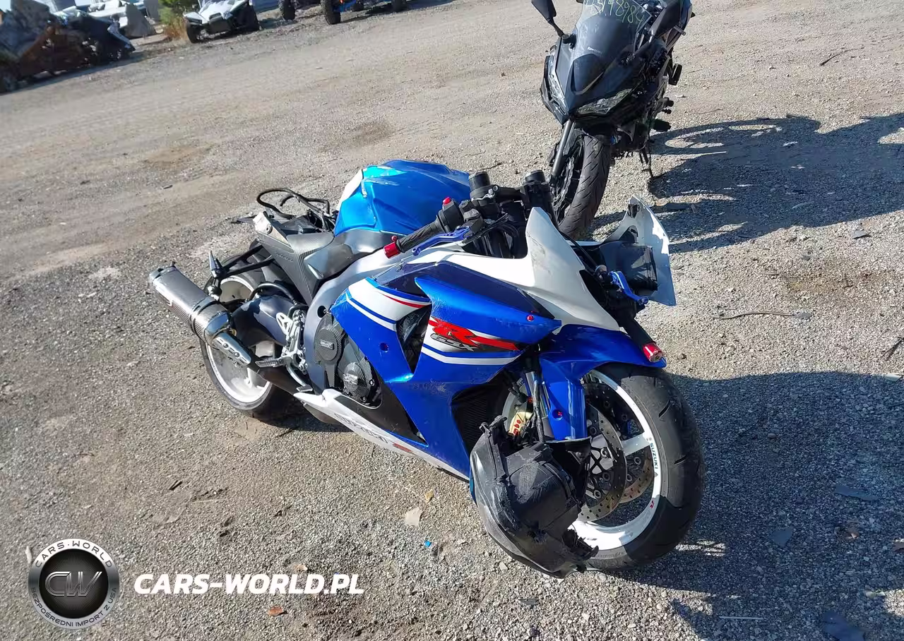 SUZUKI