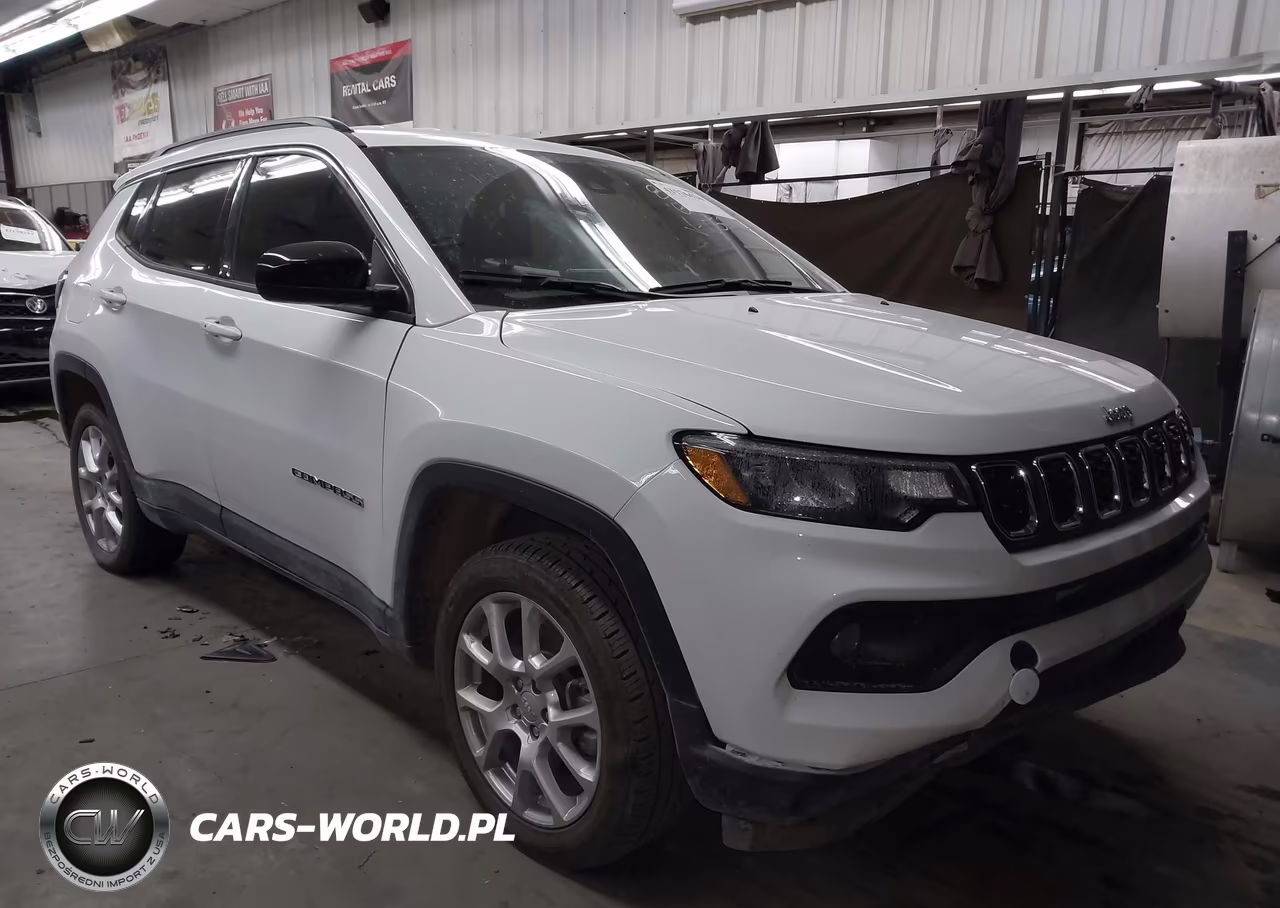 2024 Jeep Compass Latitude Lux Fwd