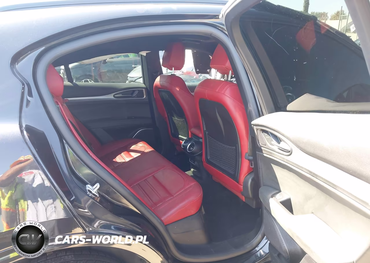 2023 Alfa Romeo Stelvio Veloce Awd VIN:ZASPAKBN3P7D54202 - 8