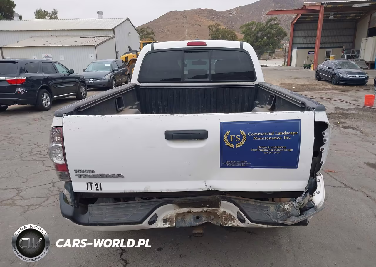 2011 Toyota Tacoma Prerunner V6 VIN:3TMKU4HN6BM028308 - 16