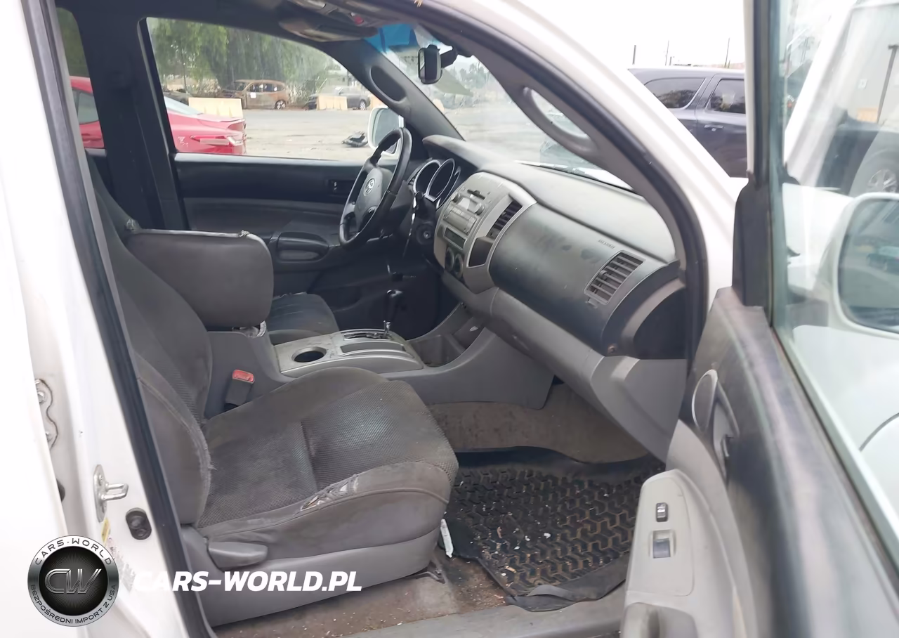 2011 Toyota Tacoma Prerunner V6 VIN:3TMKU4HN6BM028308 - 5