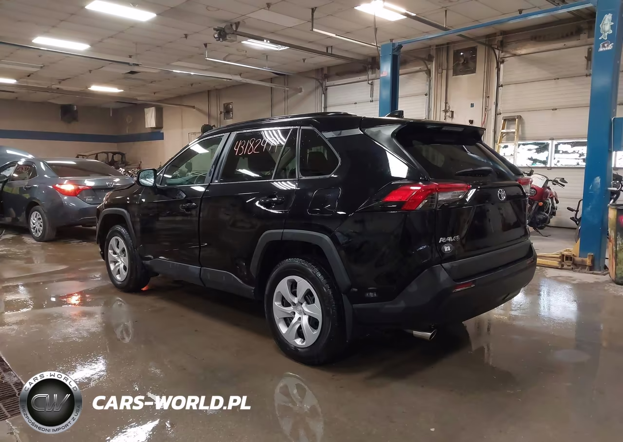 2021 Toyota Rav4 Le VIN:2T3G1RFV4MC172649 - 3
