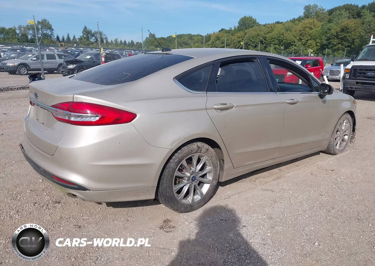 2017 Ford Fusion Se VIN:3FA6P0H76HR286624 - 4