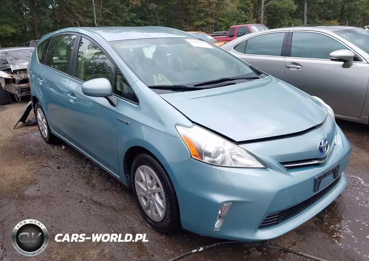 2014 Toyota Prius V Two