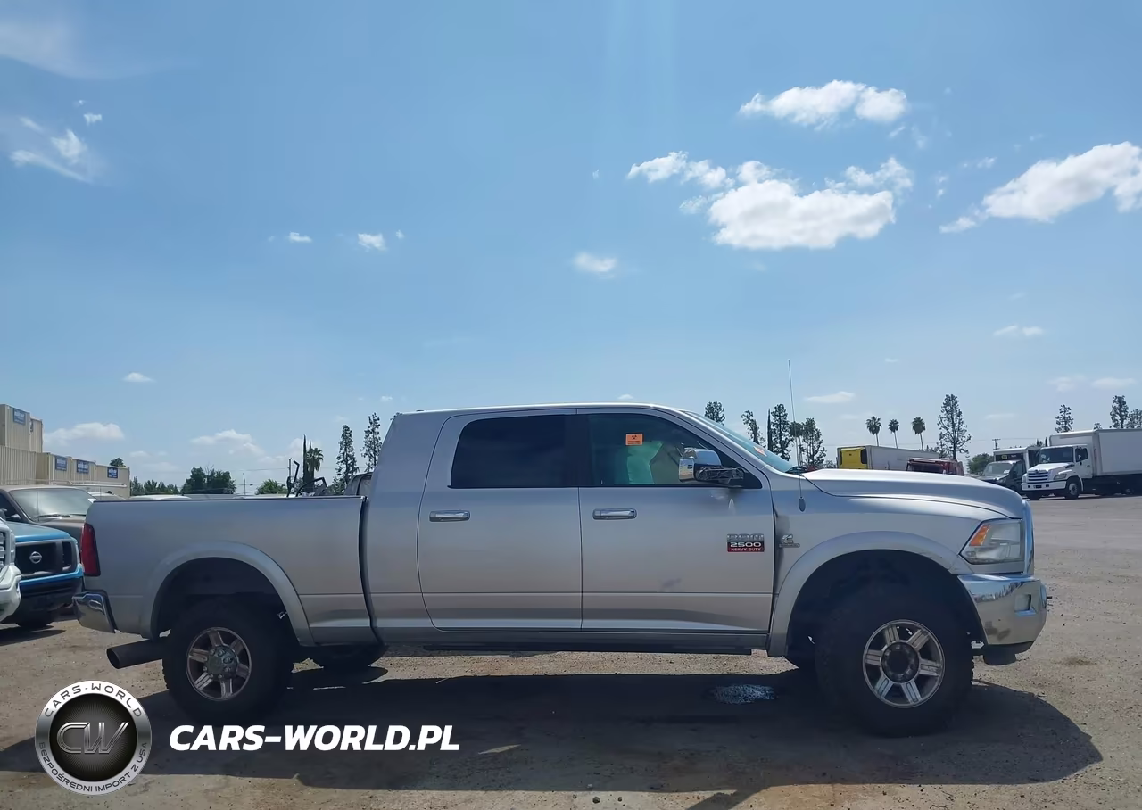2012 Ram 2500 Laramie VIN:3C6UD5NL5CG335932 - 13
