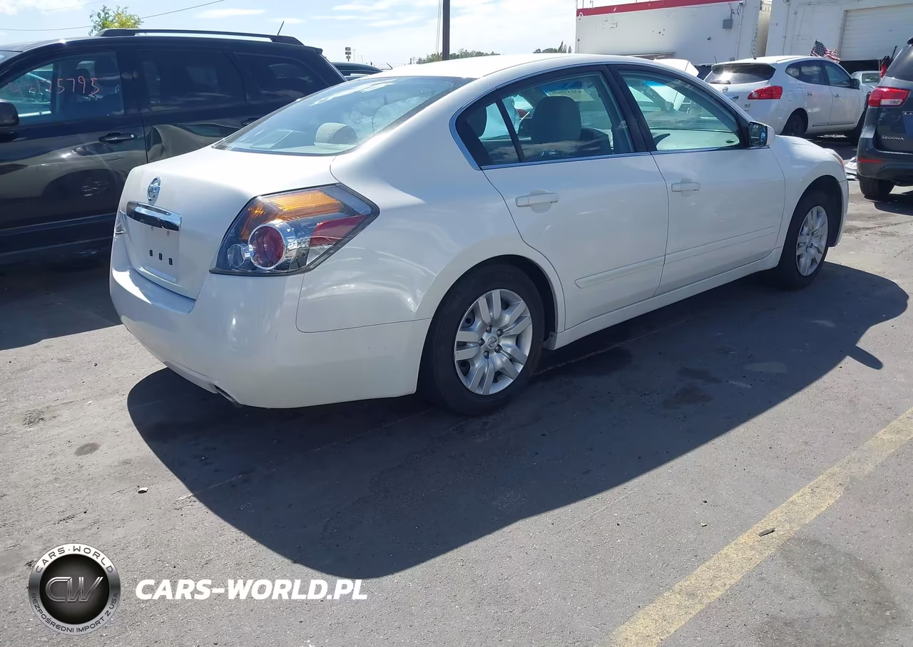 2010 Nissan Altima 2.5 VIN:1N4AL2AP8AC182281 - 4