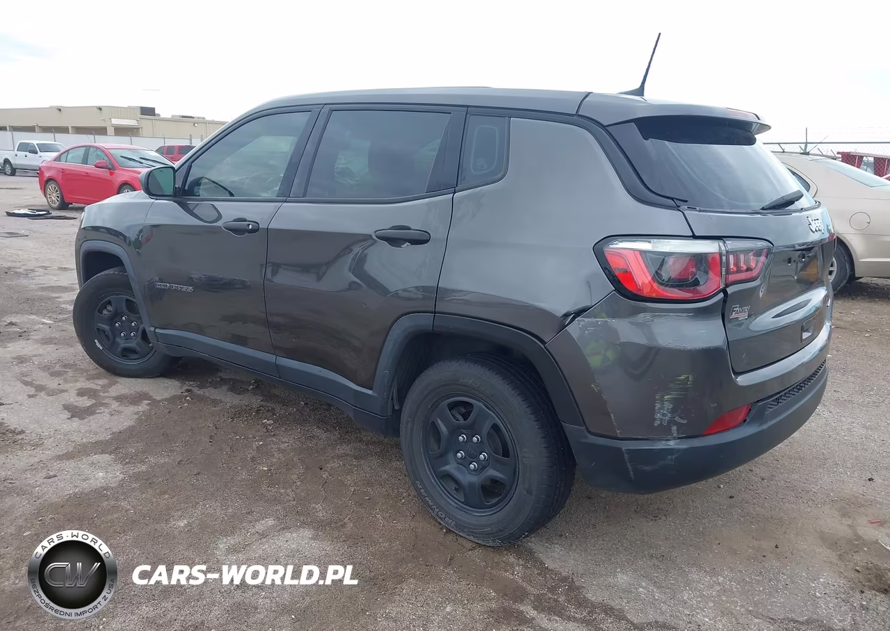 2019 Jeep Compass Sport VIN:3C4NJCABXKT685912 - 3