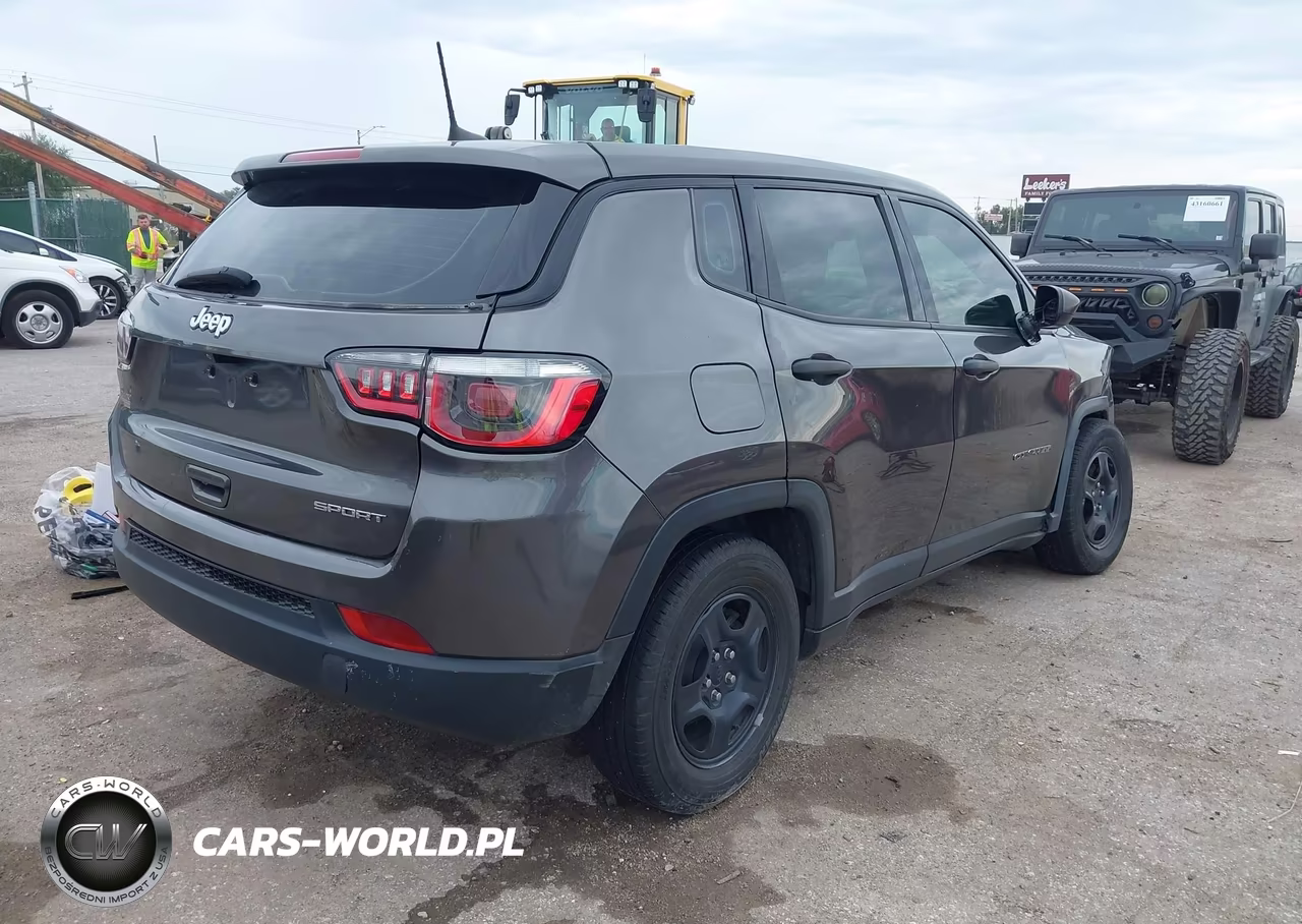 2019 Jeep Compass Sport VIN:3C4NJCABXKT685912 - 4