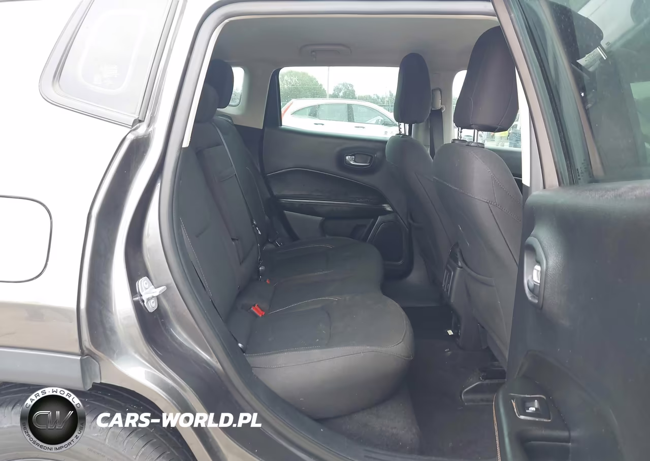 2019 Jeep Compass Sport VIN:3C4NJCABXKT685912 - 8