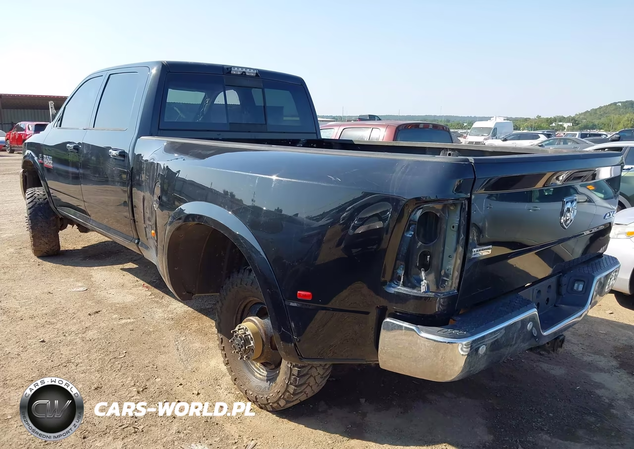 2018 Ram 3500 Laramie 4X4 8' Box VIN:3C63RRJL3JG324158 - 3