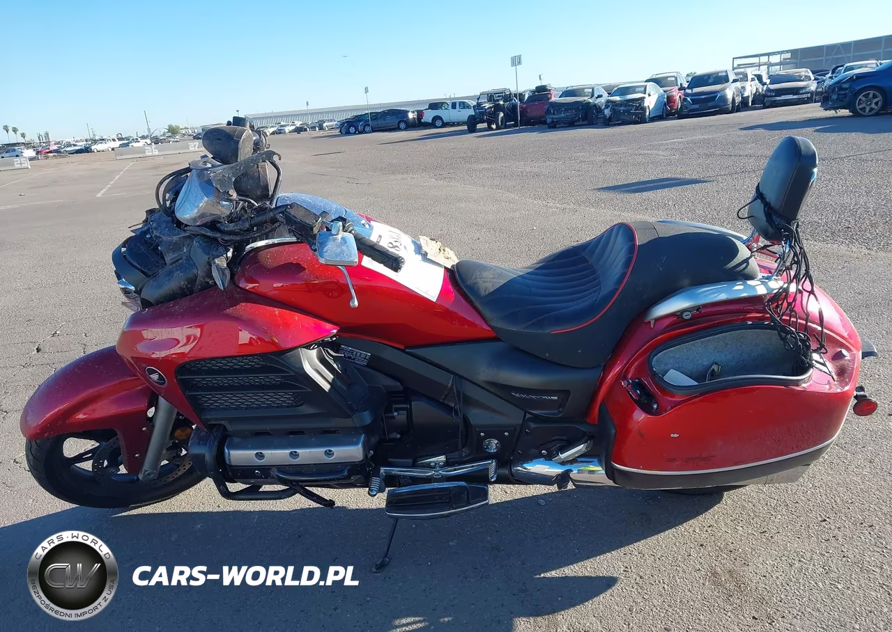 2015 Honda Gl1800 C VIN:JH2SC680XFK100022 - 12