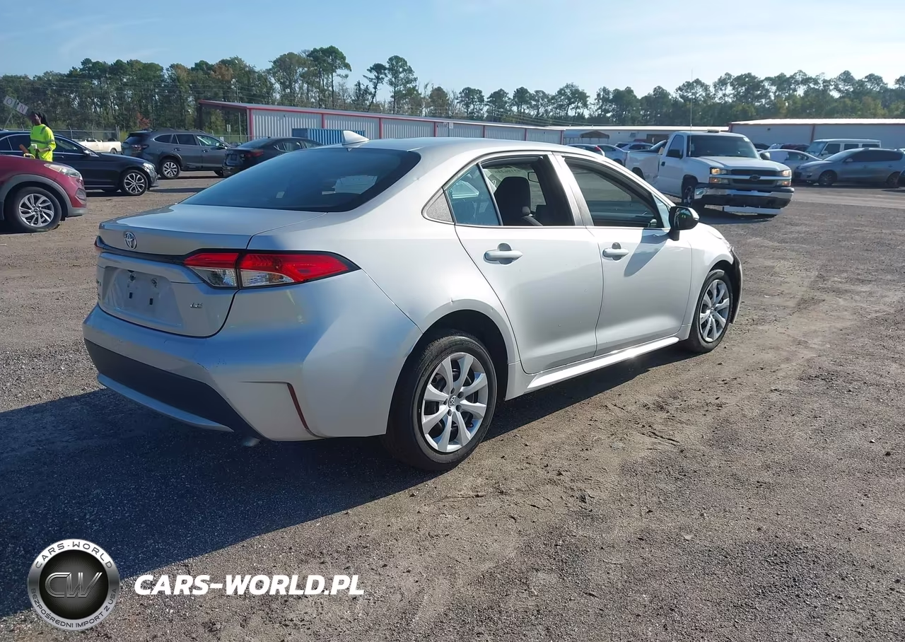 2021 Toyota Corolla Le VIN:5YFEPMAEXMP173703 - 4
