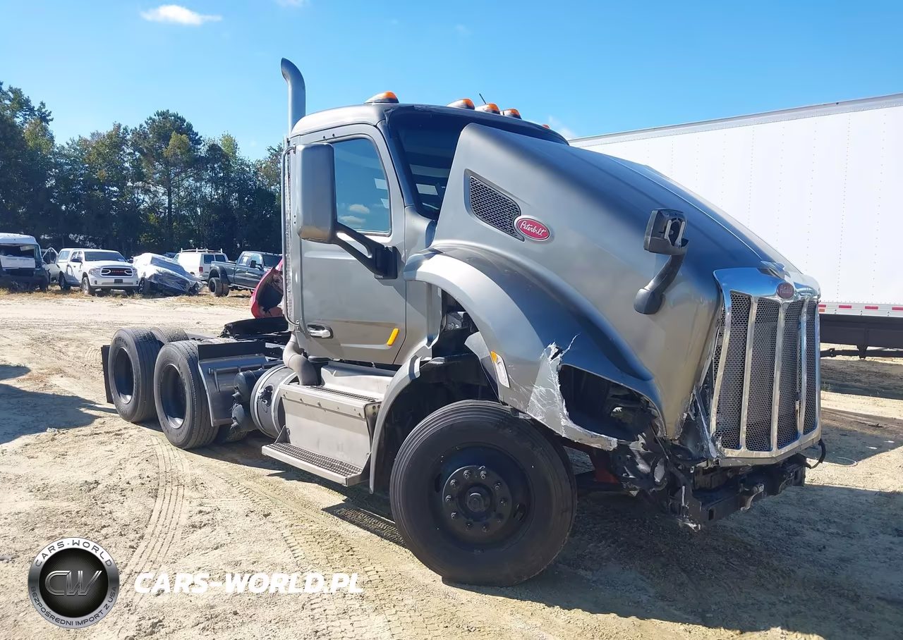 2017 Peterbilt 579