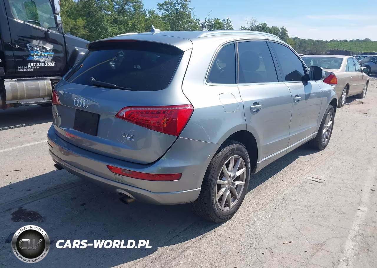 2011 Audi Q5 2.0T Premium VIN:WA1CFBFP5BA099871 - 4
