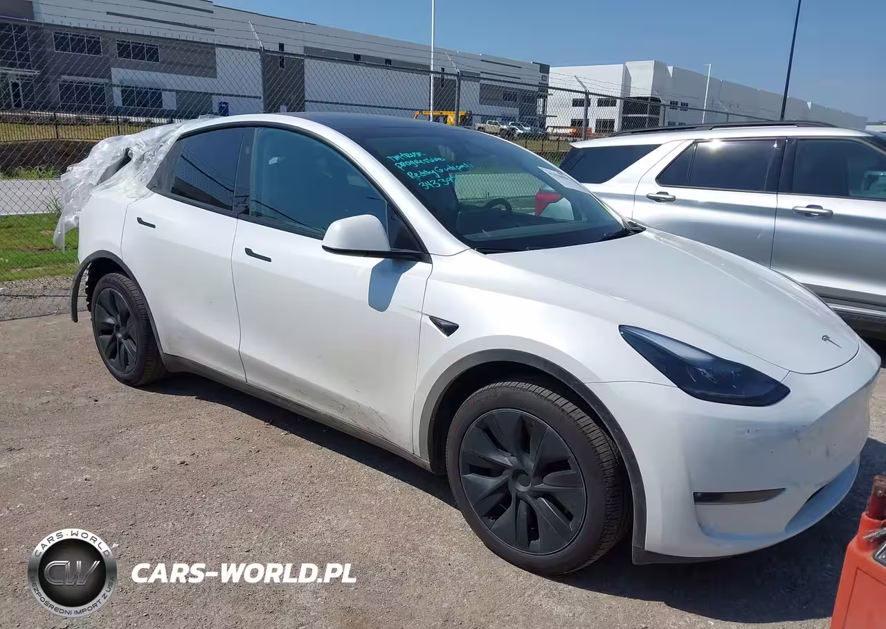 2025 Tesla Model Y Long Range Dual Motor All-Wheel Drive
