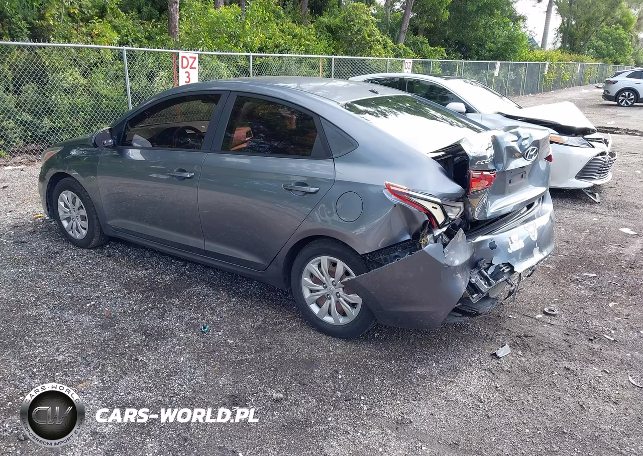 2018 Hyundai Accent Se VIN:3KPC24A30JE029109 - 3