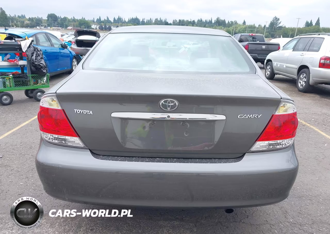 2005 Toyota Camry Std VIN:4T1BE32K95U941002 - 17