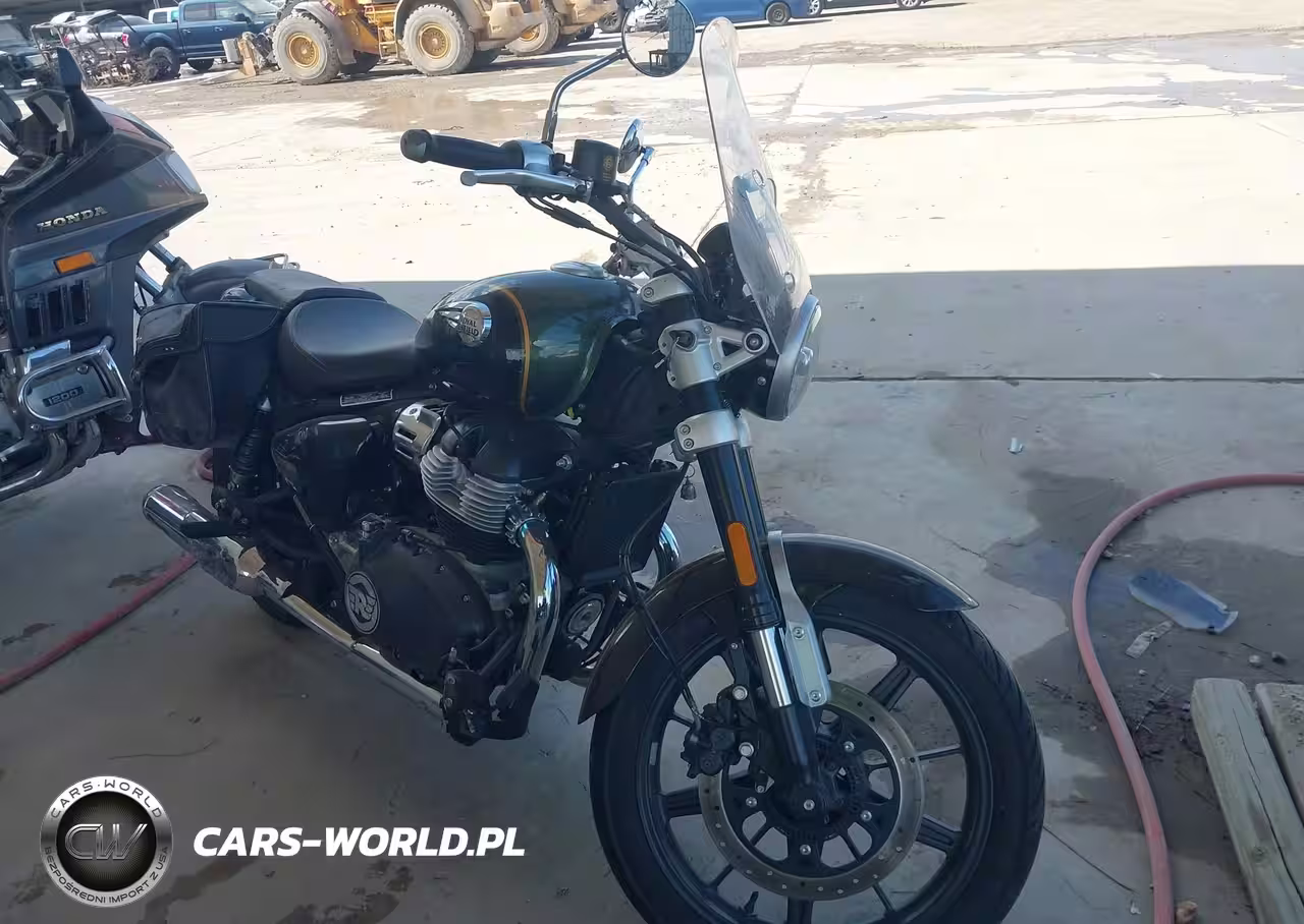 2024 Royal Enfield Motors Super Meteor 650