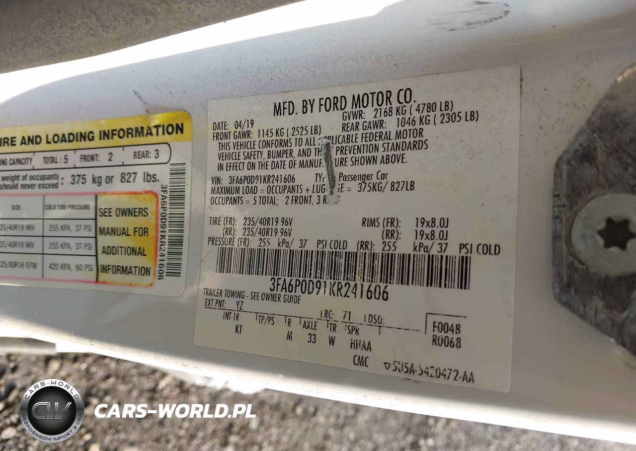 2019 Ford Fusion Titanium VIN:3FA6P0D91KR241606 - 9