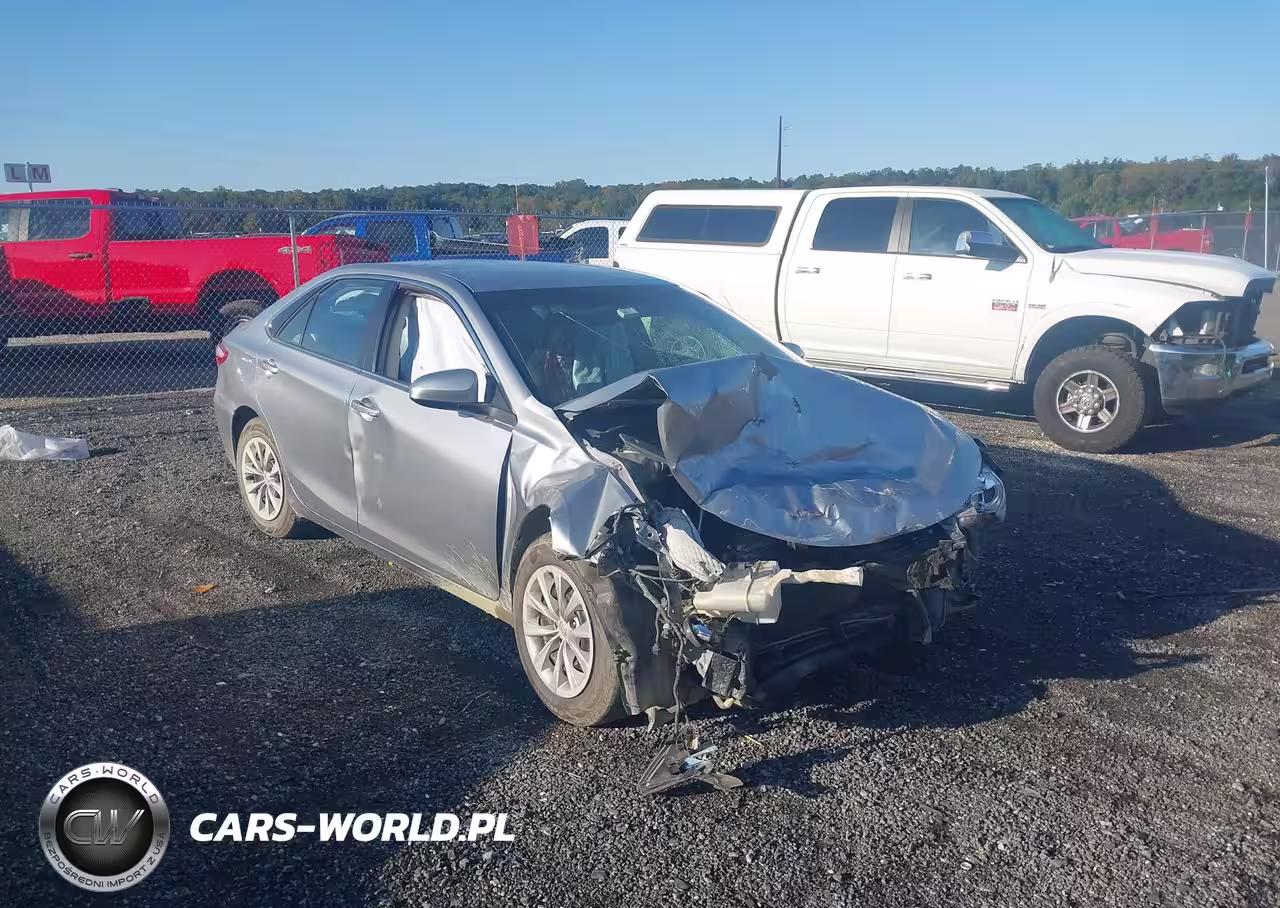 2016 Toyota Camry Le