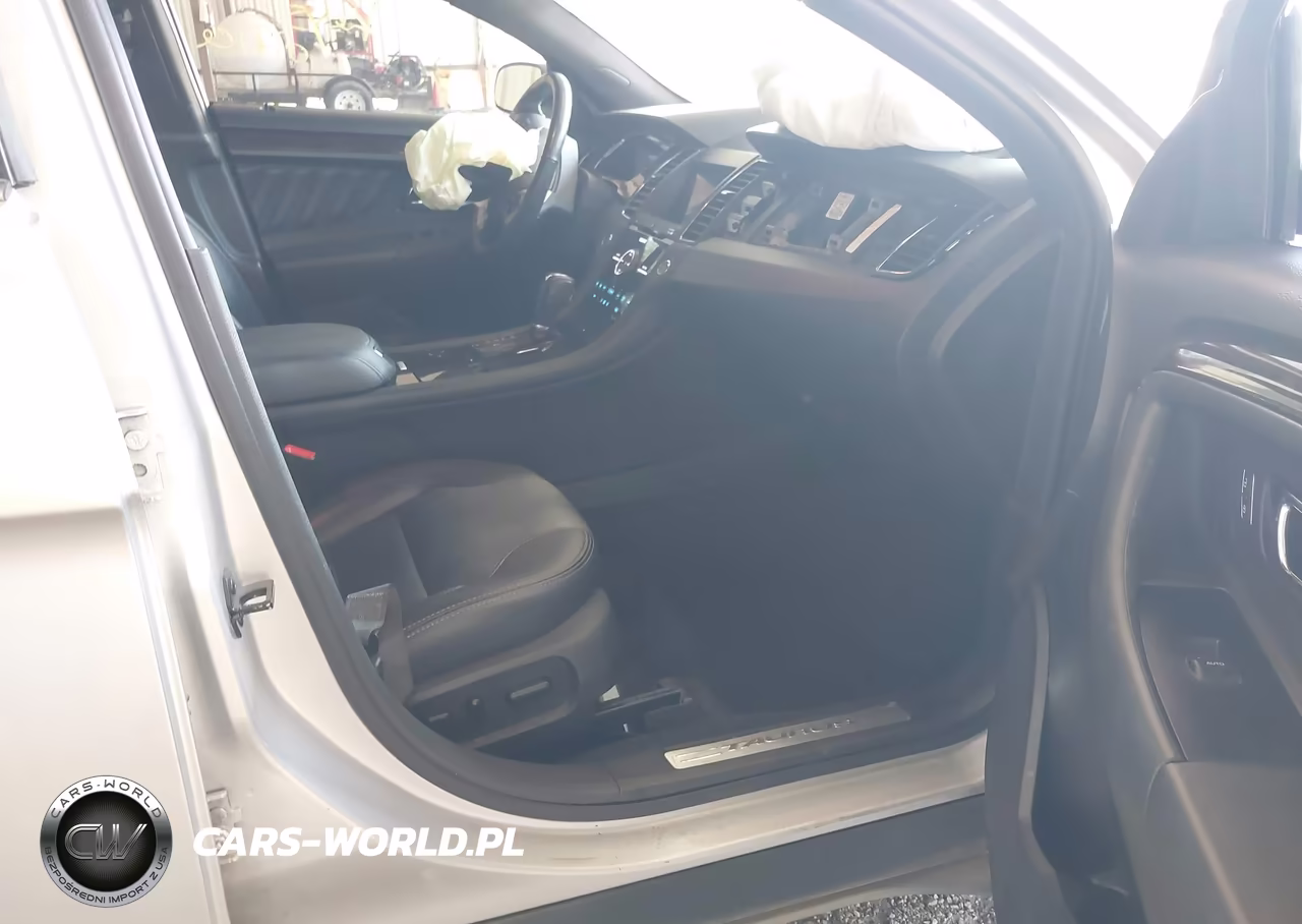 2019 Ford Taurus Limited VIN:1FAHP2F81KG107582 - 5