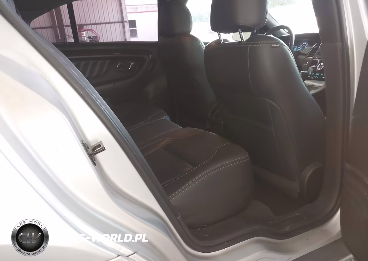 2019 Ford Taurus Limited VIN:1FAHP2F81KG107582 - 8