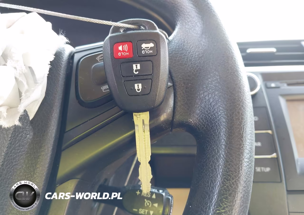 2015 Toyota Camry Le VIN:4T1BF1FK1FU097342 - 11
