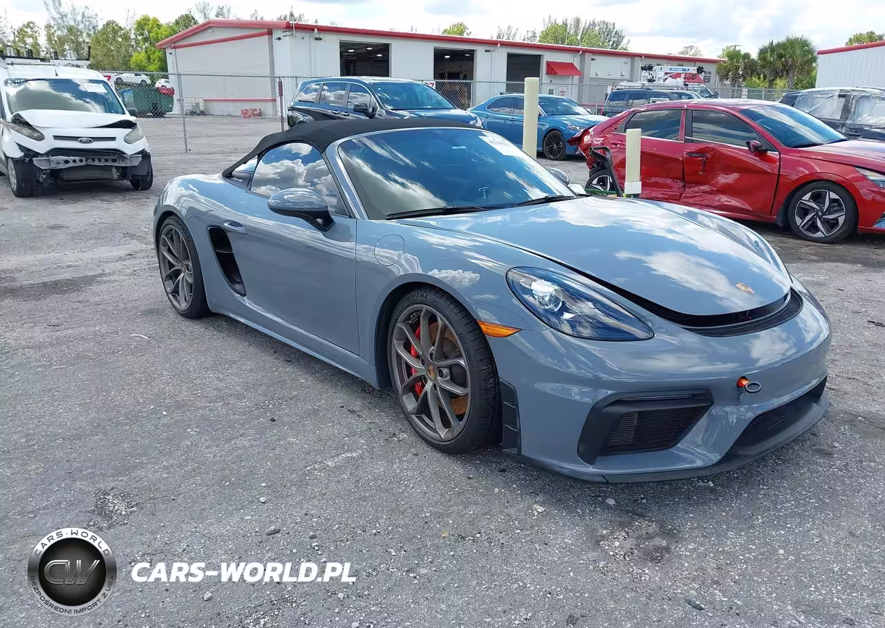 2023 Porsche 718 Spyder