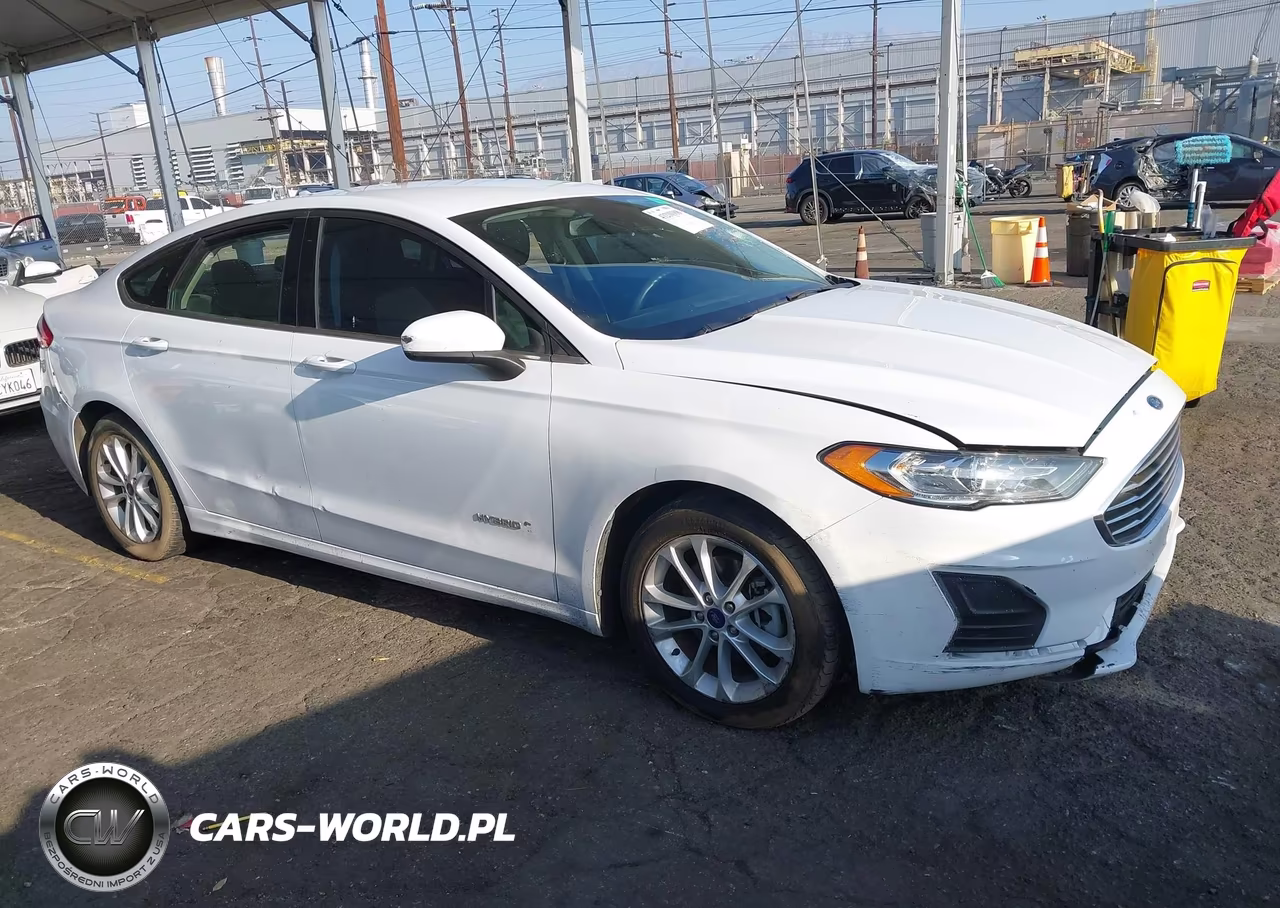 2019 Ford Fusion Hybrid Se – zdjęcie 1 z 19