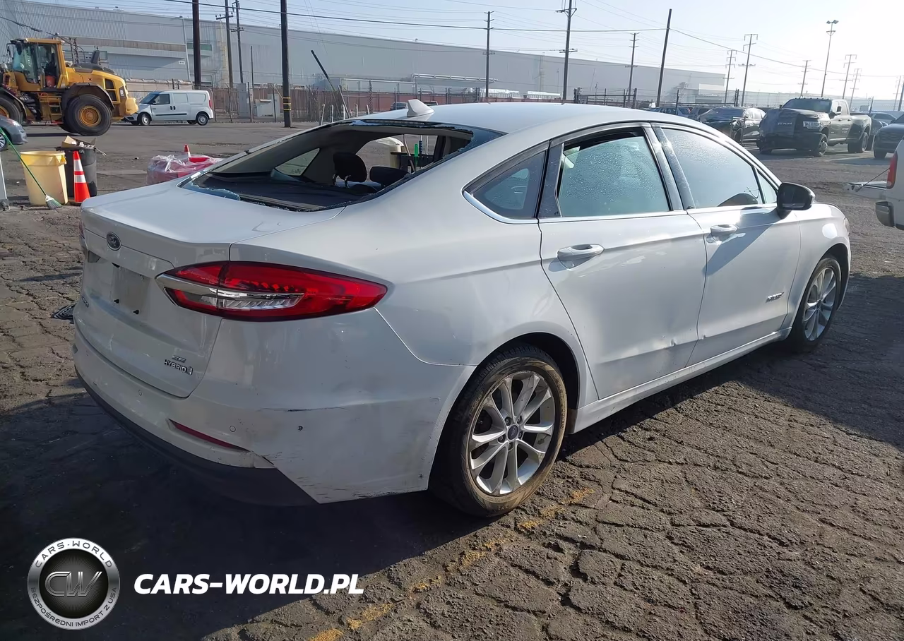 2019 Ford Fusion Hybrid Se VIN:3FA6P0LU7KR220751 - 4