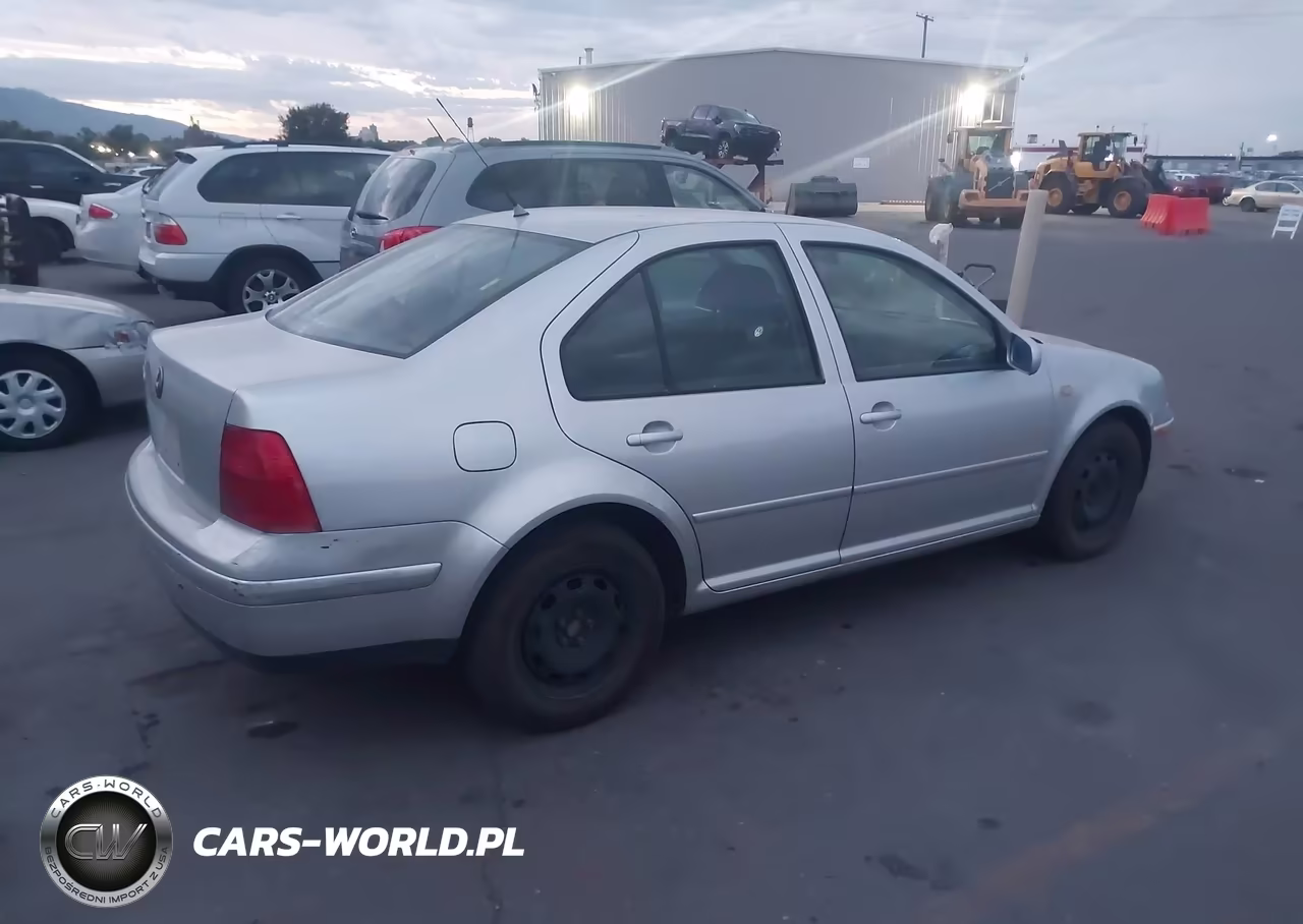 1999 Volkswagen Jetta Gls VIN:3VWSA29M1XM037988 - 4