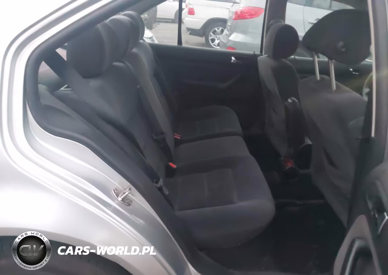 1999 Volkswagen Jetta Gls VIN:3VWSA29M1XM037988 - 8