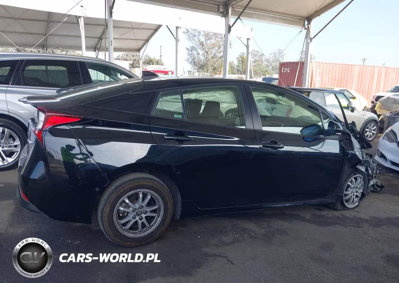 2021 Toyota Prius Le VIN:JTDKAMFU6M3143241 - 13