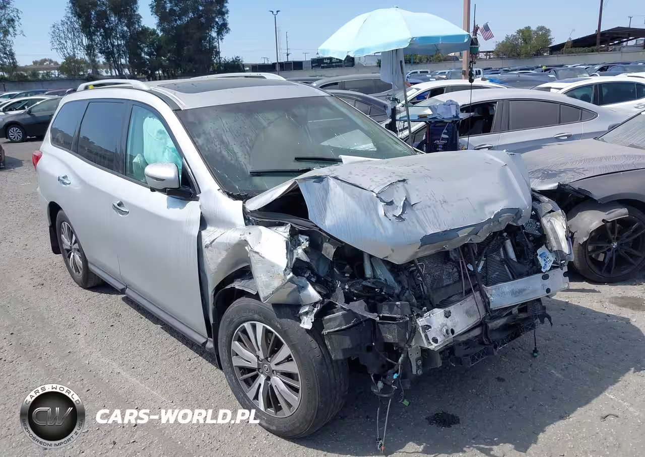 2017 Nissan Pathfinder Sl