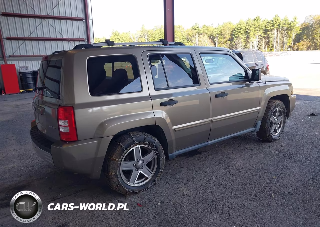 2007 Jeep Patriot Limited VIN:1J8FF48W67D286196 - 4