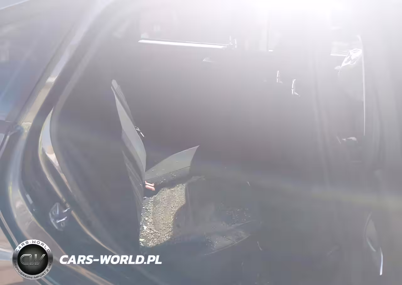 2017 Ford Focus Se VIN:1FADP3F2XHL277178 - 8