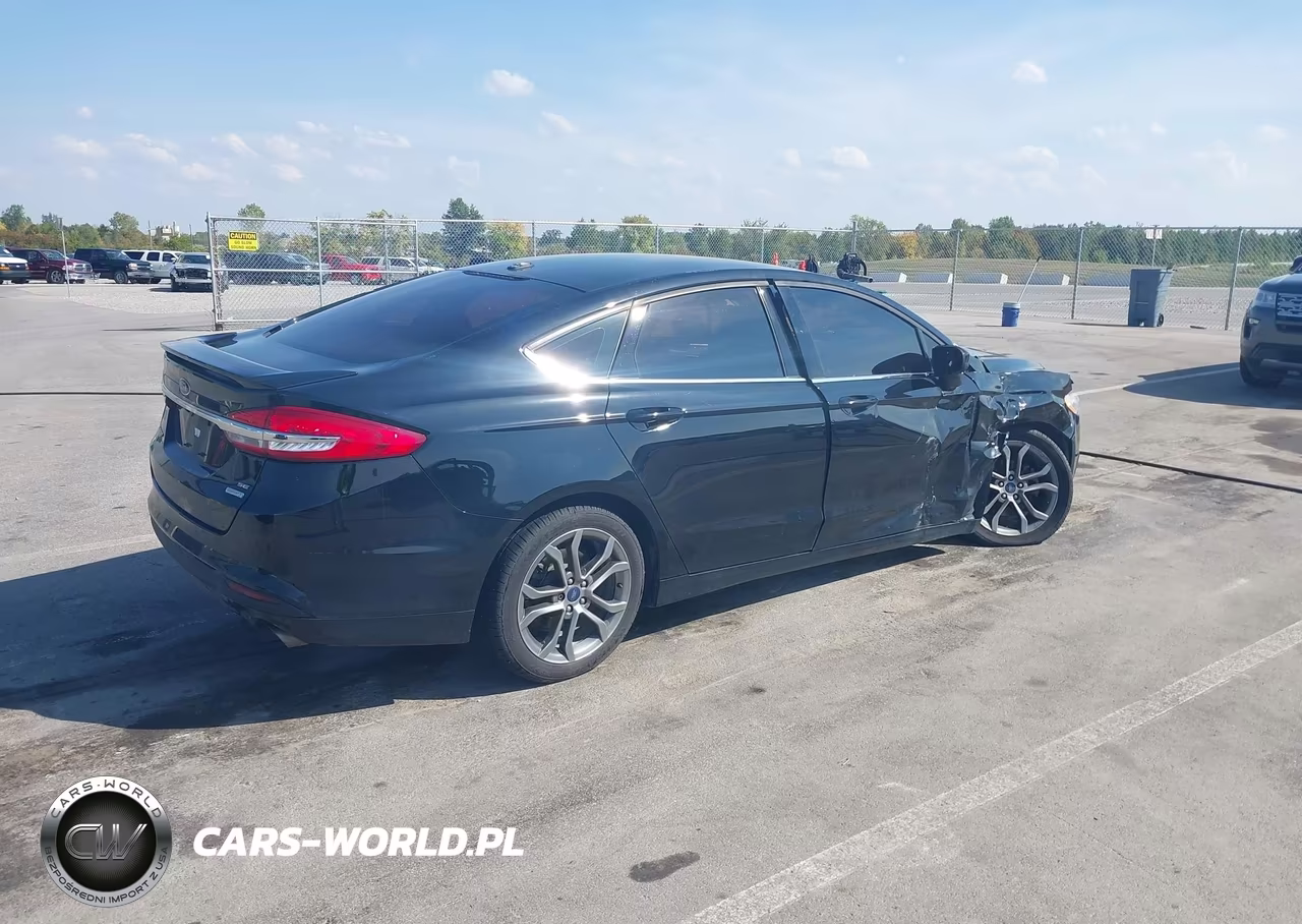 2017 Ford Fusion Se VIN:3FA6P0HD5HR371976 - 4