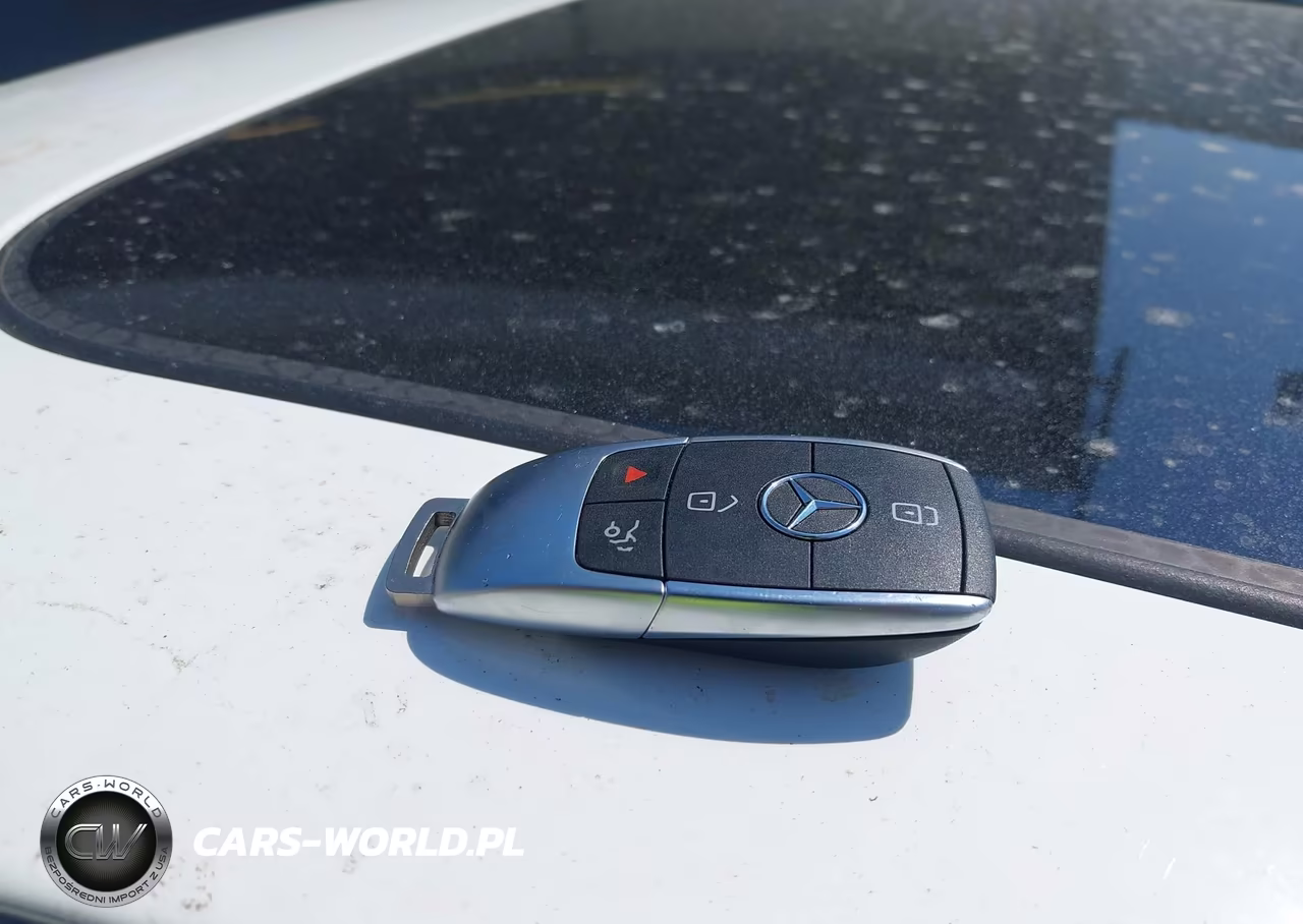 2021 Mercedes-Benz C 300 Sedan VIN:W1KWF8DB0MR647461 - 11
