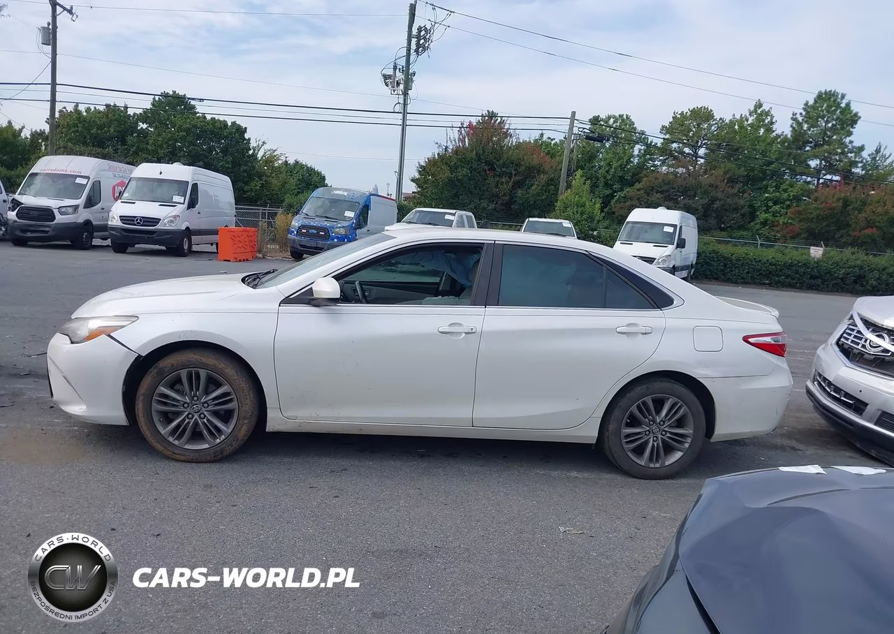 2017 Toyota Camry Se VIN:4T1BF1FK3HU271169 - 14