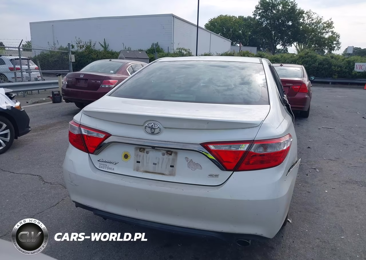 2017 Toyota Camry Se VIN:4T1BF1FK3HU271169 - 16